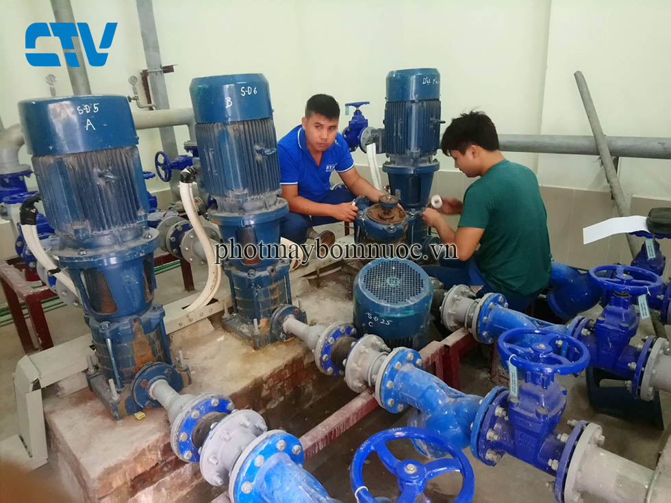 Sửa chữa thay phớt máy bơm trục đứng Pentax MSV